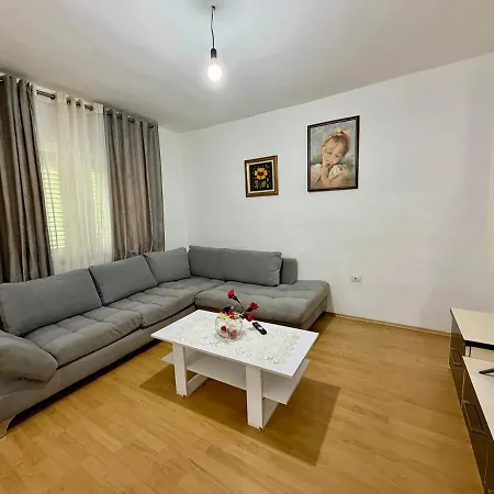 Appartement Skrapar Escape Charming In The Heart Of